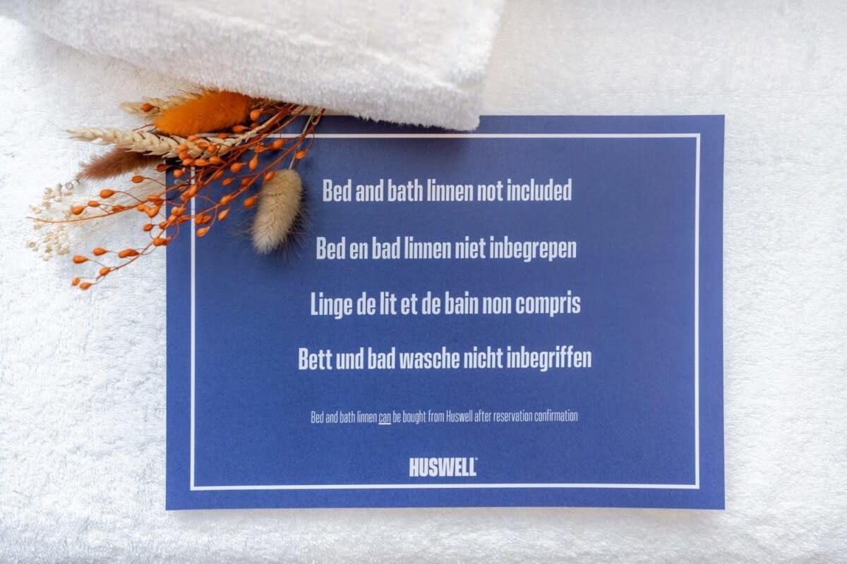 'Blue Sea' - Studio In Ostend With Private Parking Apartman Kültér fotó